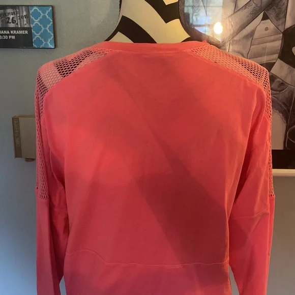 PINK cropped long sleeve - Picture 4 of 4
